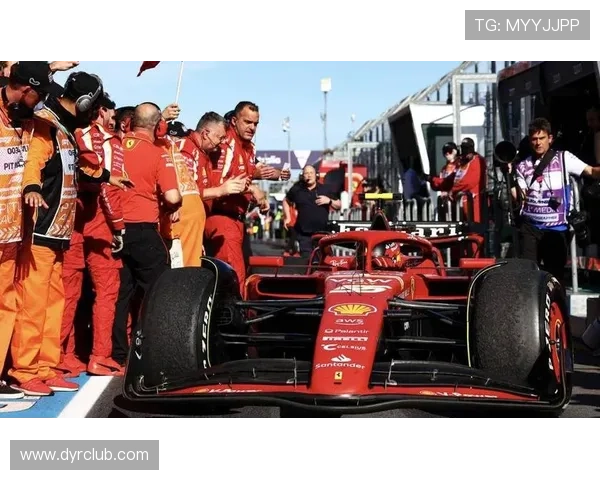 F1赛季战况激烈 红牛车队再夺冠军 法拉利引擎技术成焦点 F1赛季战况激烈 红牛车队再夺冠军 法拉利引擎技术成焦点