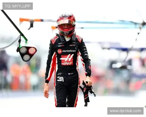 2025赛季F1车队阵容变动揭晓 新车手加盟与老将离队引发热议